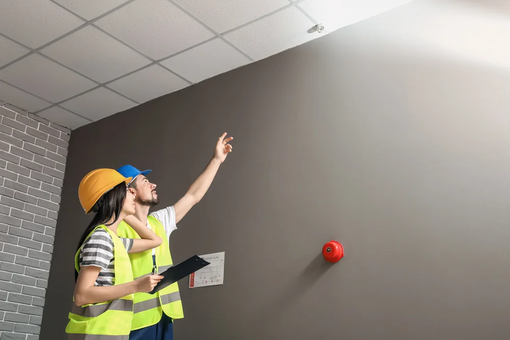 De beste voorbereiding voor glasvliesbehang in Delft is de ondergrond. Zorgt dat deze vlak en geschuurd is voor een optimale hechting met het glasvlies.